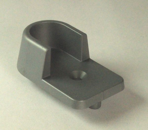 Bøjlestangsholder t/15x30 mm stang - m/2 tapper Ø5 mm, grå plastik (1 stk)
