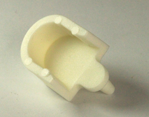 Bøjlestangsholder t/15x30 mm stang - m/2 tapper Ø5 mm, hvid plastik (1 stk)