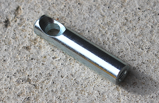 Samlebeslag bolt M4xØ8x37 mm, metal