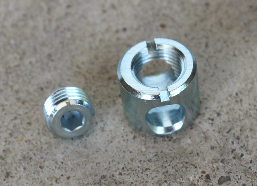 Samlebeslag M10 - Hus Ø15x12,5 mm + penol 7,5 mm, elgalvaniseret (sæt)
