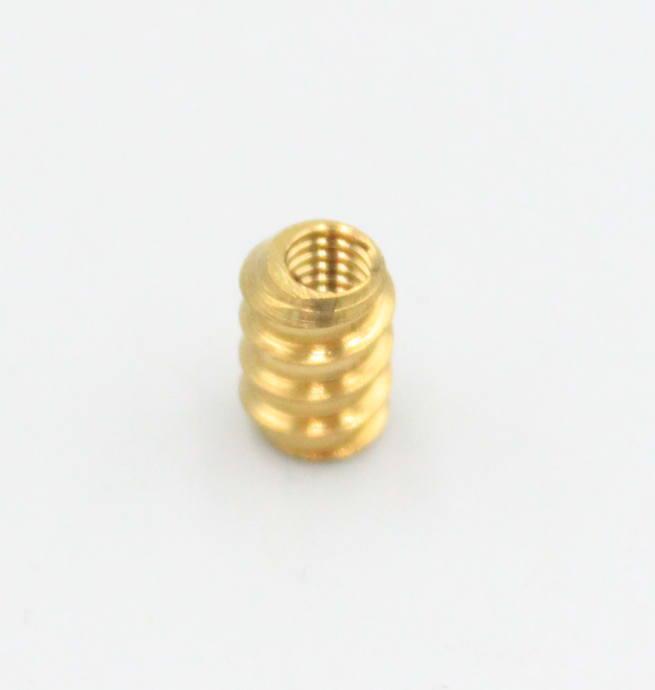 Iskruningsbøsning M4xØ6,5x10 mm, messing