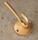 Knag Ø59 mm, messingfarvet