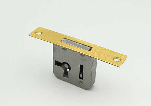 Møbellås 80x16 mm centermål 20 mm - HØJRE, metal/messingbelagt