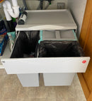 Affaldspand 1x12L og 2x8,5L t/bundmontering, lysgrå plastik