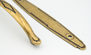 Messinggreb med bagplade 96 mm c/c, antik