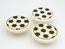 Fodboldgreb (KUN 20 STK PÅ LAGER) Ø55x22 mm, sort/hvid plastik - 2. sortering