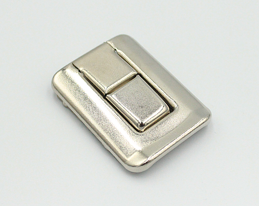 Kasselukkebeslag 32x43 mm, blank metal