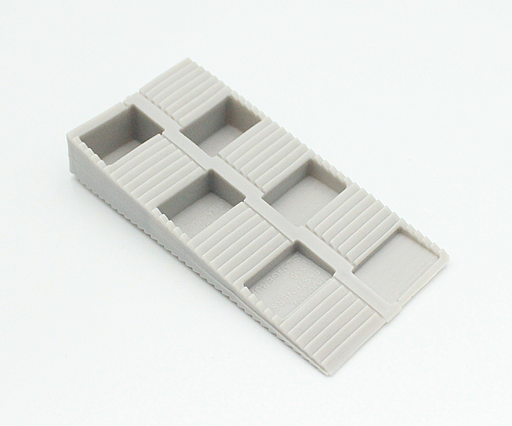 Plastikkile 44x88 mm, grå