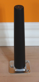 Møbelben til skabe Ø35 mm incl. beslag til montering, sortmalet bøgetræ