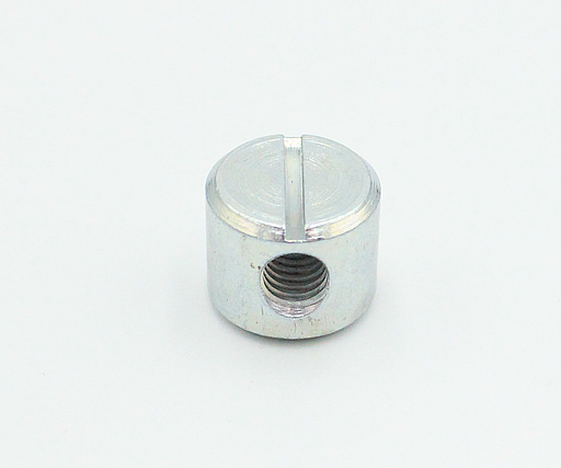 Tværbøsning med forskudt hul M6xØ15x12,5 mm, elgalvaniseret