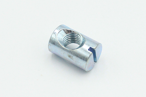 Tværbøsning med forskudt hul M8xØ12x18 mm, elgalvaniseret