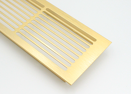 Udluftningsrist 500x86 mm, messingfarvet aluminium