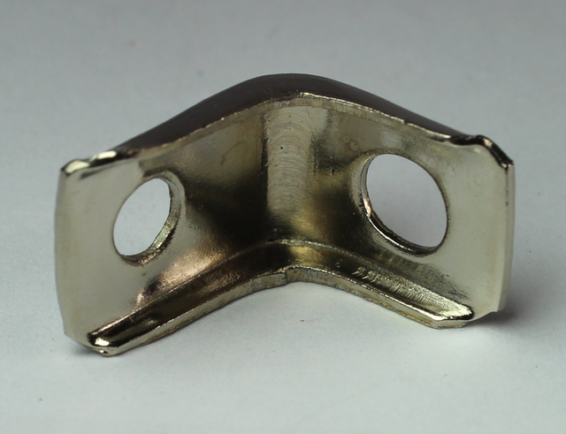 Hyldebærer vinkel 18x16x12 mm med 2 huller, elg (10 stk)