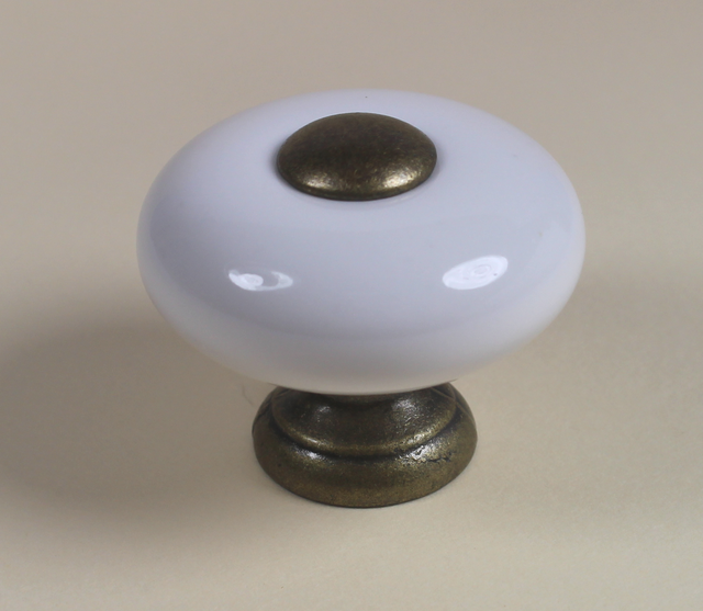 Porcelænsknop med brun antik top og fod Ø31x25 mm, hvid