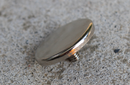 Dækknap med 1/8 tomme gevind, blank metal
