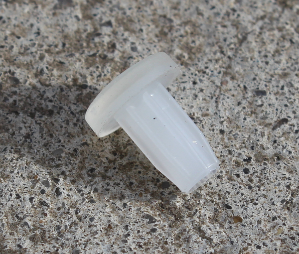 Plastikdup til glasplade Ø4x8,5 mm, transparent
