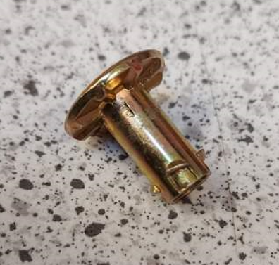 Gevindbøsning M6xØ8,5x18 mm m/hoved, gulgalvaniseret