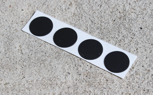 Selvklæbende dækhætte, mat sort - flere varianter