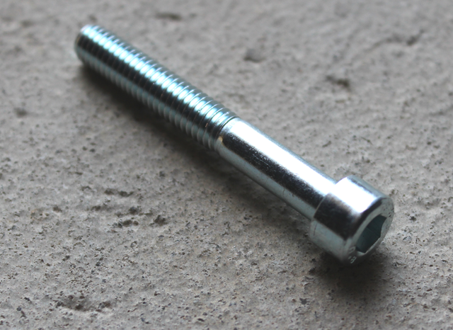 Bolt med cylinderhoved M6x45 mm, elgalvaniseret