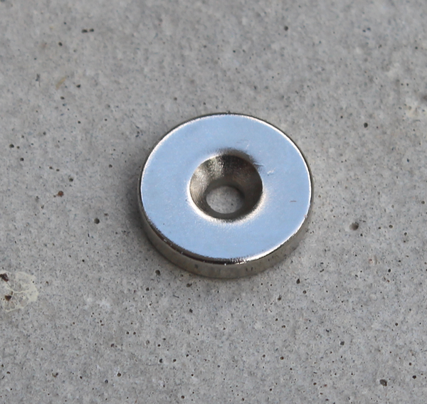 Magnet (5 kg) Ø15x3 mm, metal