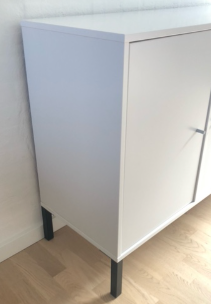 Møbelben til skabe 25x25x150 mm, sort malet metal