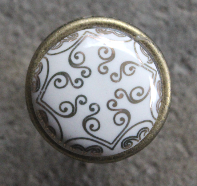 Porcelænsknop med orientalsk guldprint Ø27x23 mm, hvid