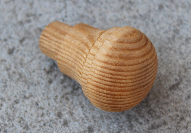 Træknag/træknop Ø22x32 mm m/Ø10 mm tap, olieret fyrretræ