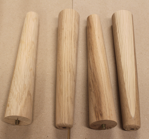 Møbelben (KUN 7 STK PÅ LAGER) Ø46x250 mm incl. beslag til montering, ubehandlet egetræ - 2. sortering