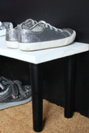 Møbelben til skabe Ø35 mm incl. beslag til montering, sortmalet bøgetræ