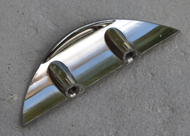 Metalgreb (KUN 6 STK PÅ LAGER) 32 mm c/c, børstet
